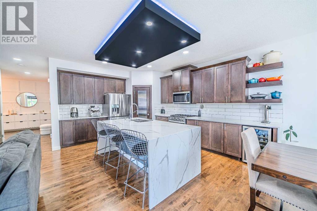 30 Silverado Bank Circle Sw, Calgary, Alberta  T2X 0L2 - Photo 3 - A2229626