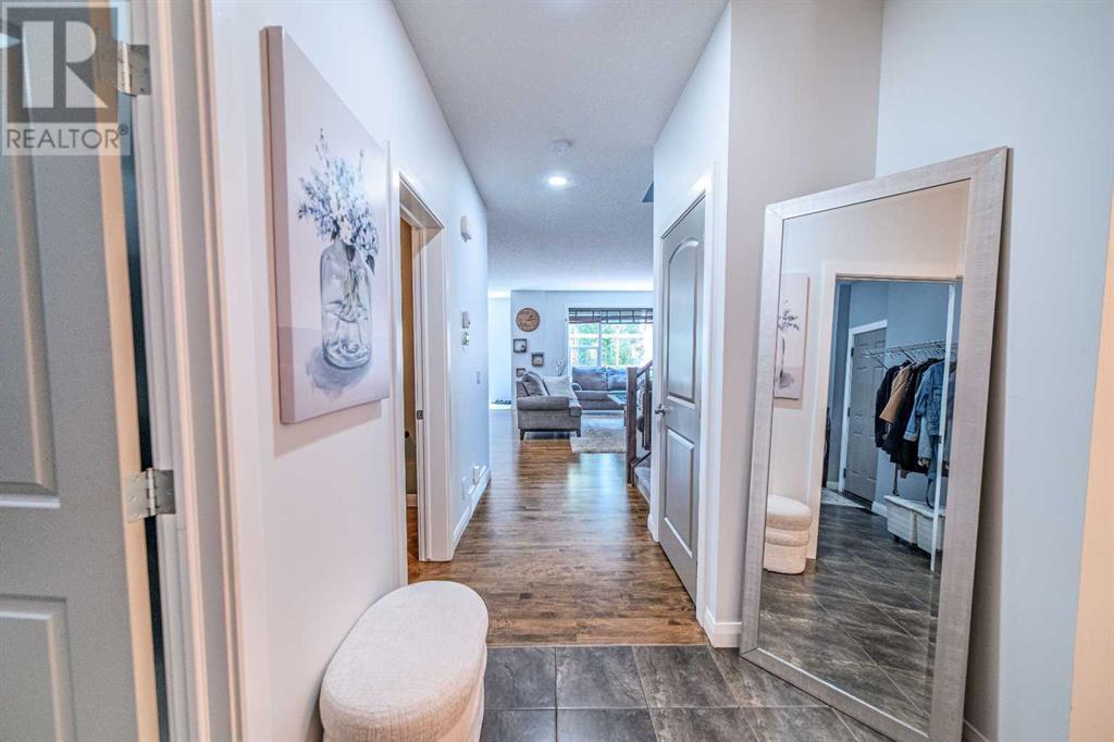 30 Silverado Bank Circle Sw, Calgary, Alberta  T2X 0L2 - Photo 7 - A2229626