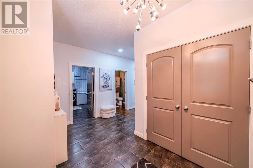 30 Silverado Bank Circle Sw, Calgary, Alberta  T2X 0L2 - Photo 5 - A2229626