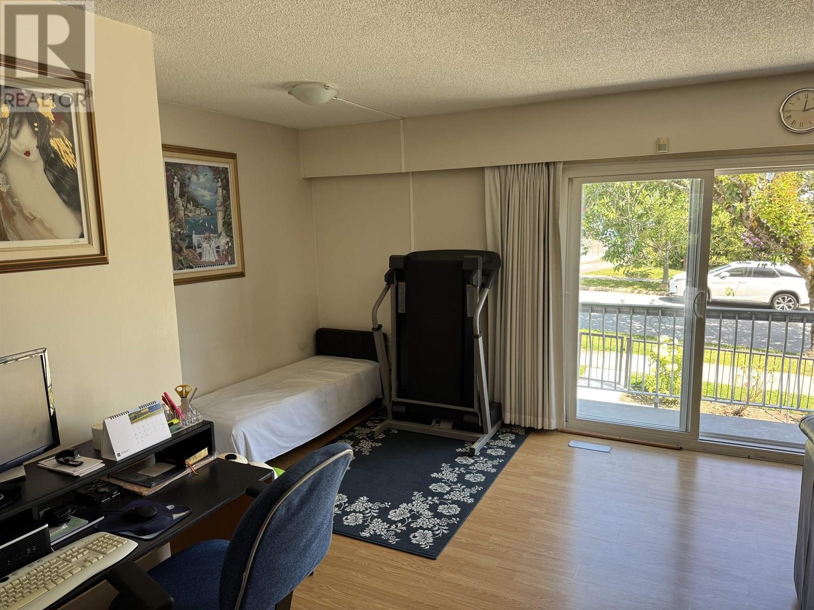 3568 Wellington Avenue, Vancouver, British Columbia  V5R 4Z1 - Photo 3 - R3014422