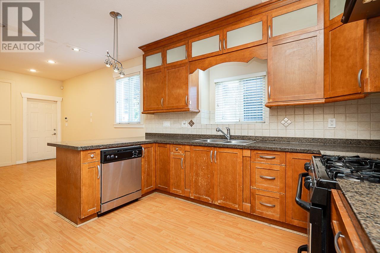 5187 - 5189 Carson Street, Burnaby, British Columbia  V5J 2Z1 - Photo 10 - R2991370