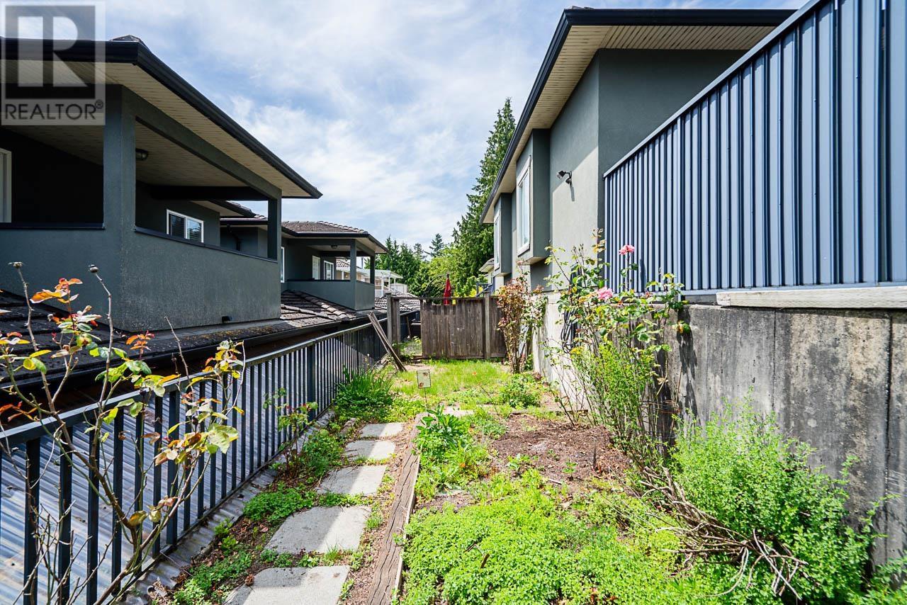 5187 - 5189 Carson Street, Burnaby, British Columbia  V5J 2Z1 - Photo 37 - R2991370