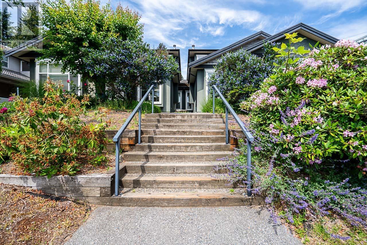 5187 - 5189 Carson Street, Burnaby, British Columbia  V5J 2Z1 - Photo 3 - R2991370