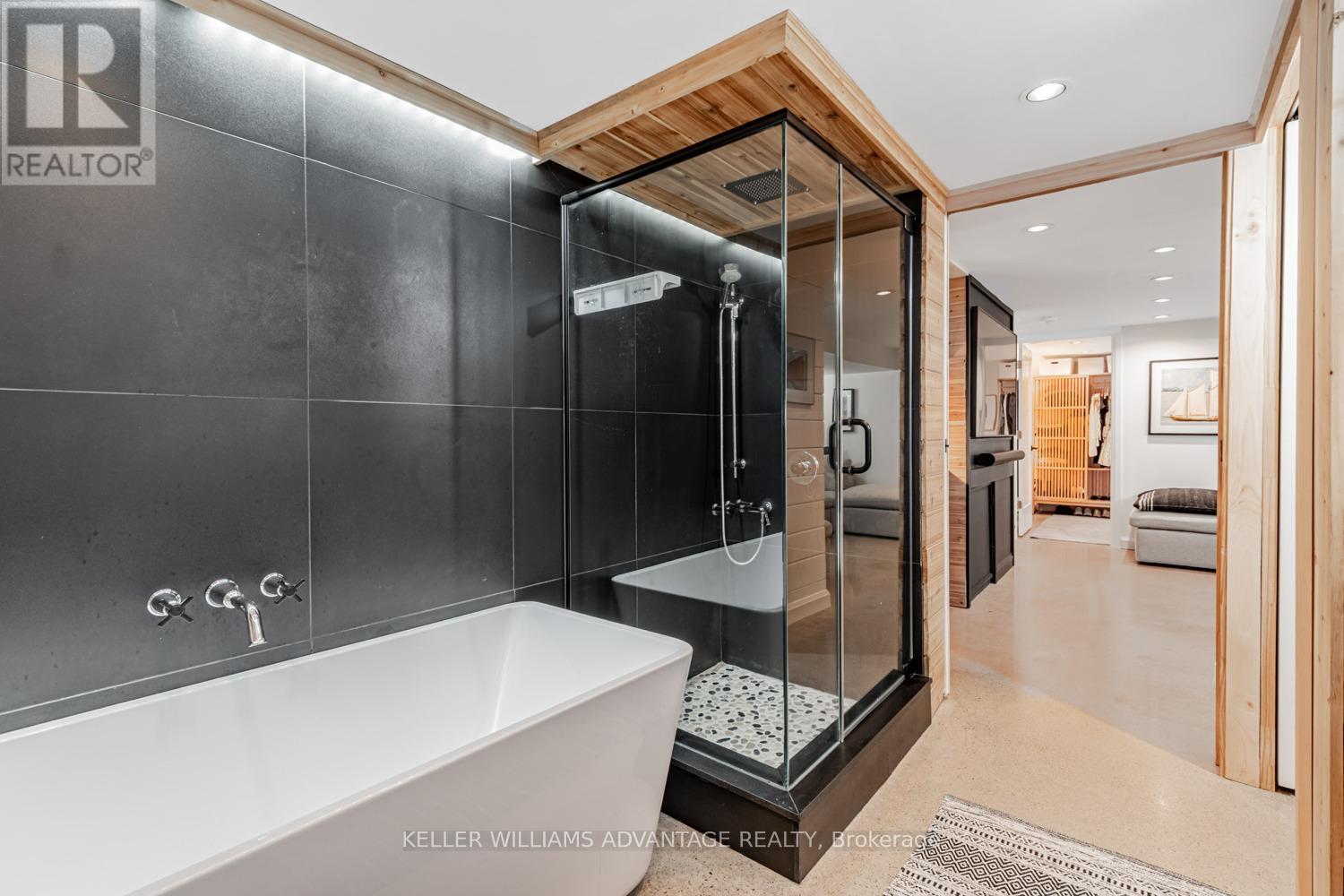 3 Edgewood Gardens, Toronto, Ontario  M4L 3H4 - Photo 28 - E12212915