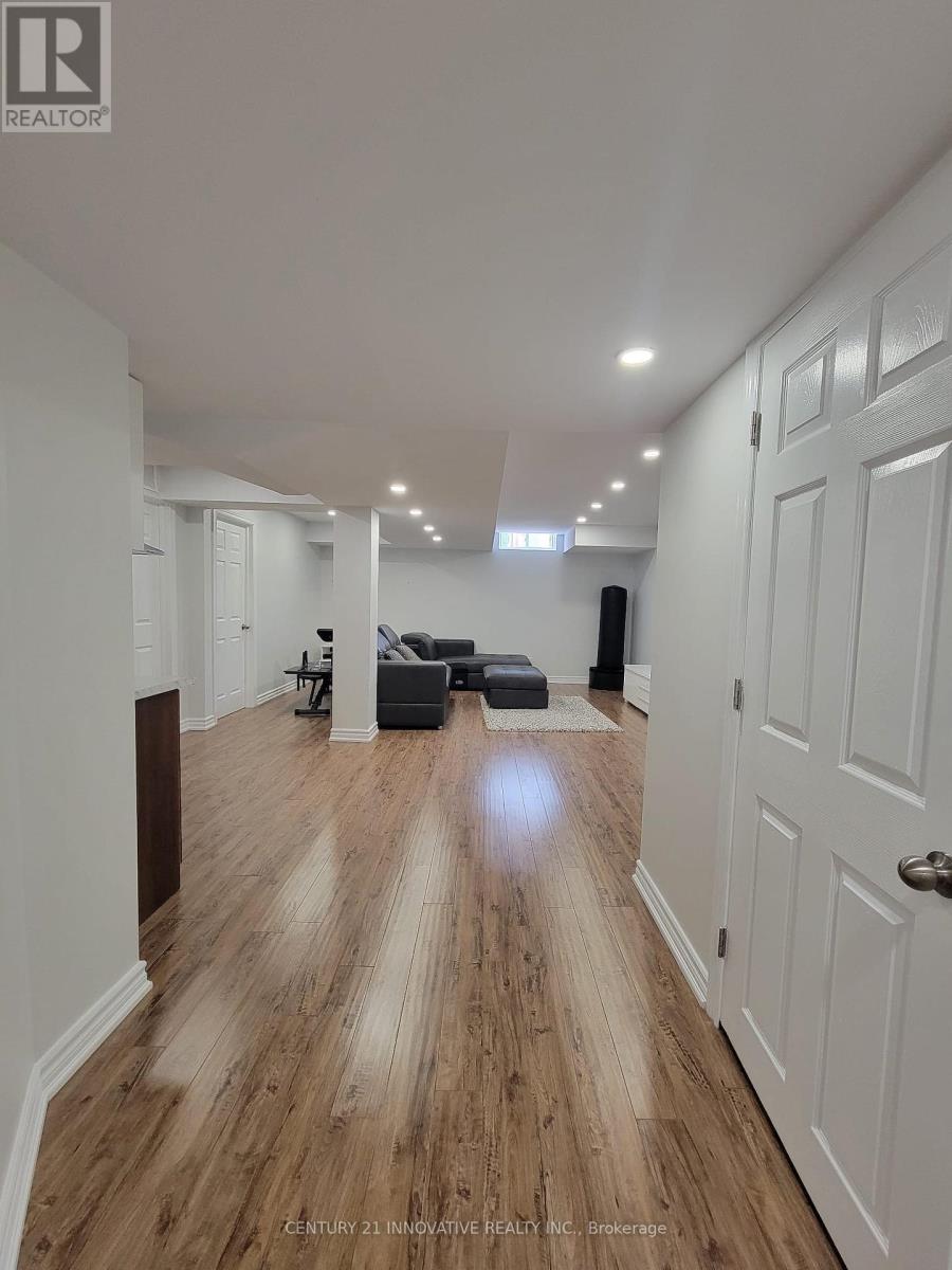 1582 Winville Road, Pickering, Ontario  L1X 0C6 - Photo 2 - E12213551