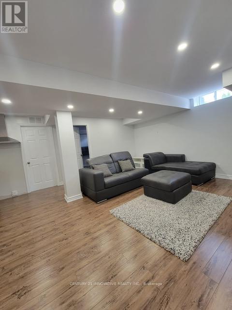1582 Winville Road, Pickering, Ontario  L1X 0C6 - Photo 5 - E12213551