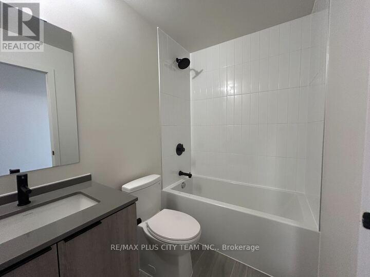 916 - 181 Sterling Road, Toronto (Dufferin Grove), Ontario  M6R 0B2 - Photo 12 - C12213991