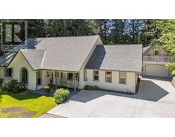 1047 Wharf Road, scotch creek, British Columbia