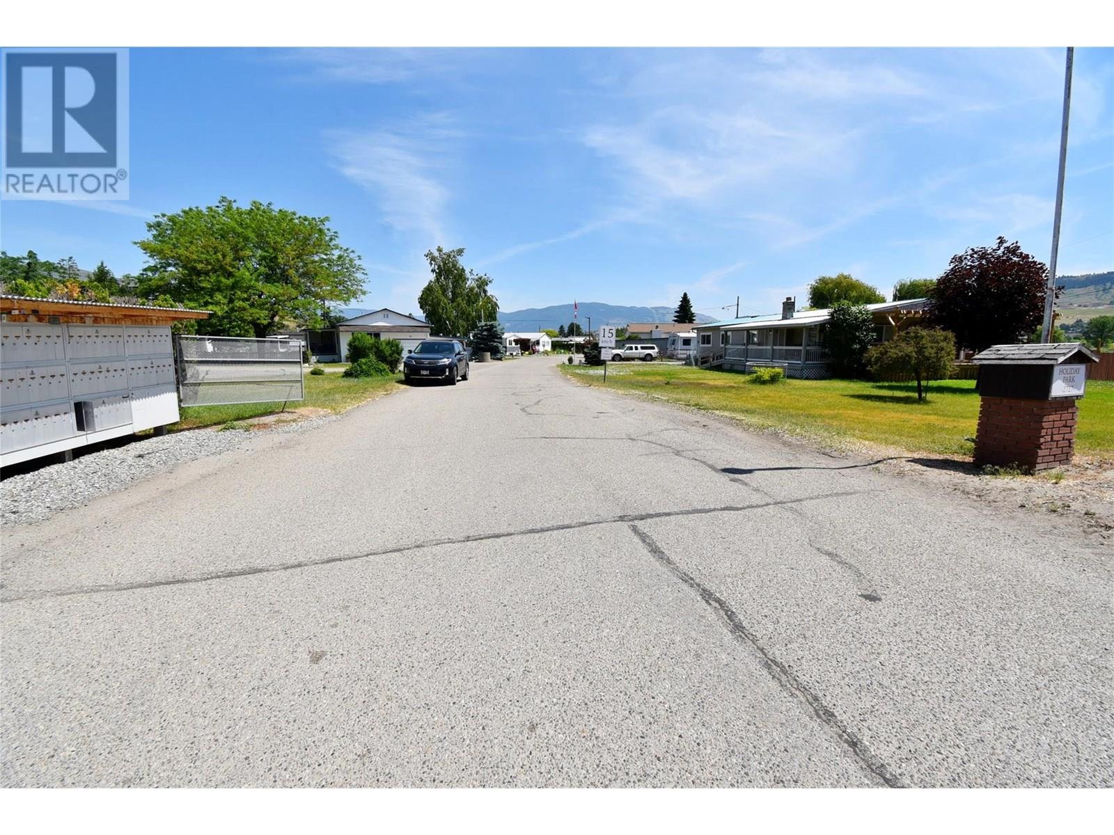 2727 Lakeshore Avenue Unit# 37, Vernon, British Columbia  V1H 1X5 - Photo 3 - 10351789