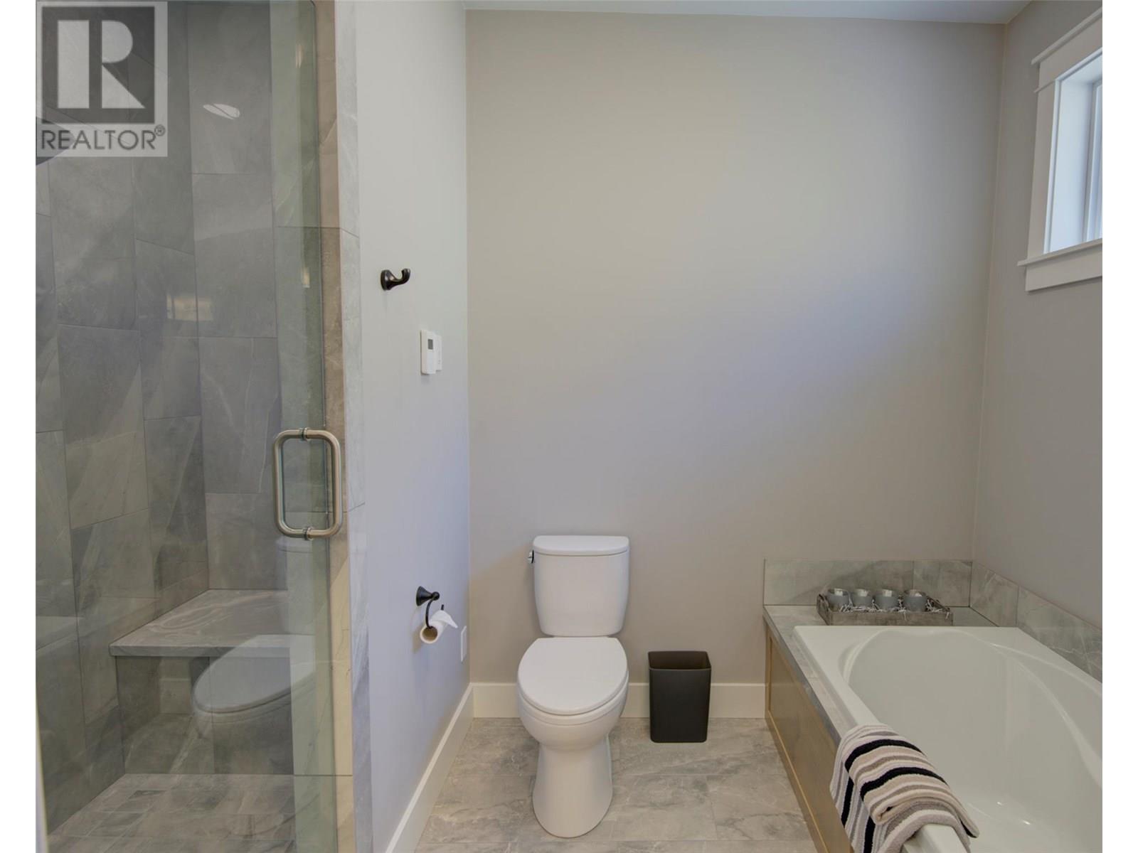 8824 Braeburn Drive, Coldstream, British Columbia  V1B 4B8 - Photo 28 - 10351569