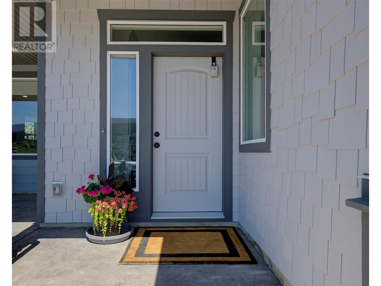 8824 Braeburn Drive, Coldstream, British Columbia  V1B 4B8 - Photo 6 - 10351569