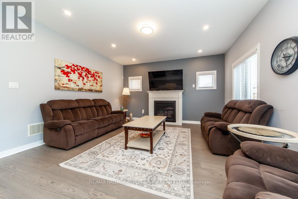 1825 Douglas Langtree Drive, Oshawa, Ontario  L1K 0Y4 - Photo 14 - E12213982