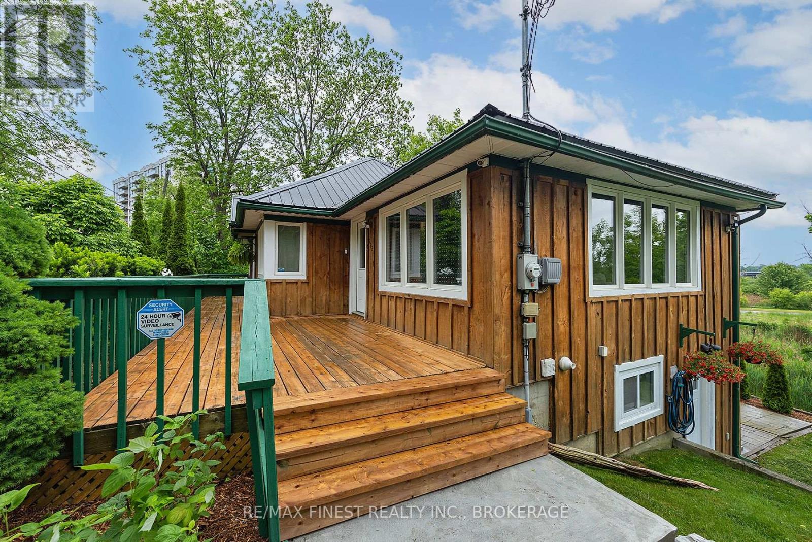 992 Purdy's Mill Road, Kingston, Ontario  K7M 3M9 - Photo 3 - X12214058