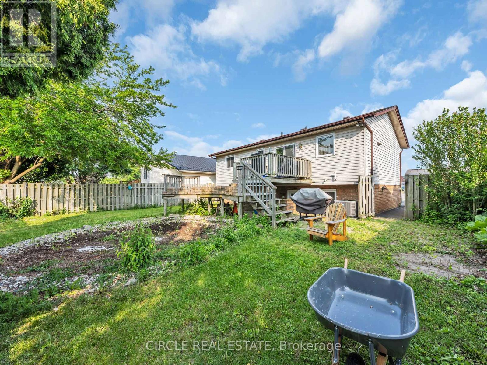 17 Mediterranean Avenue, Amherstburg, Ontario  N9V 3X6 - Photo 37 - X12213195