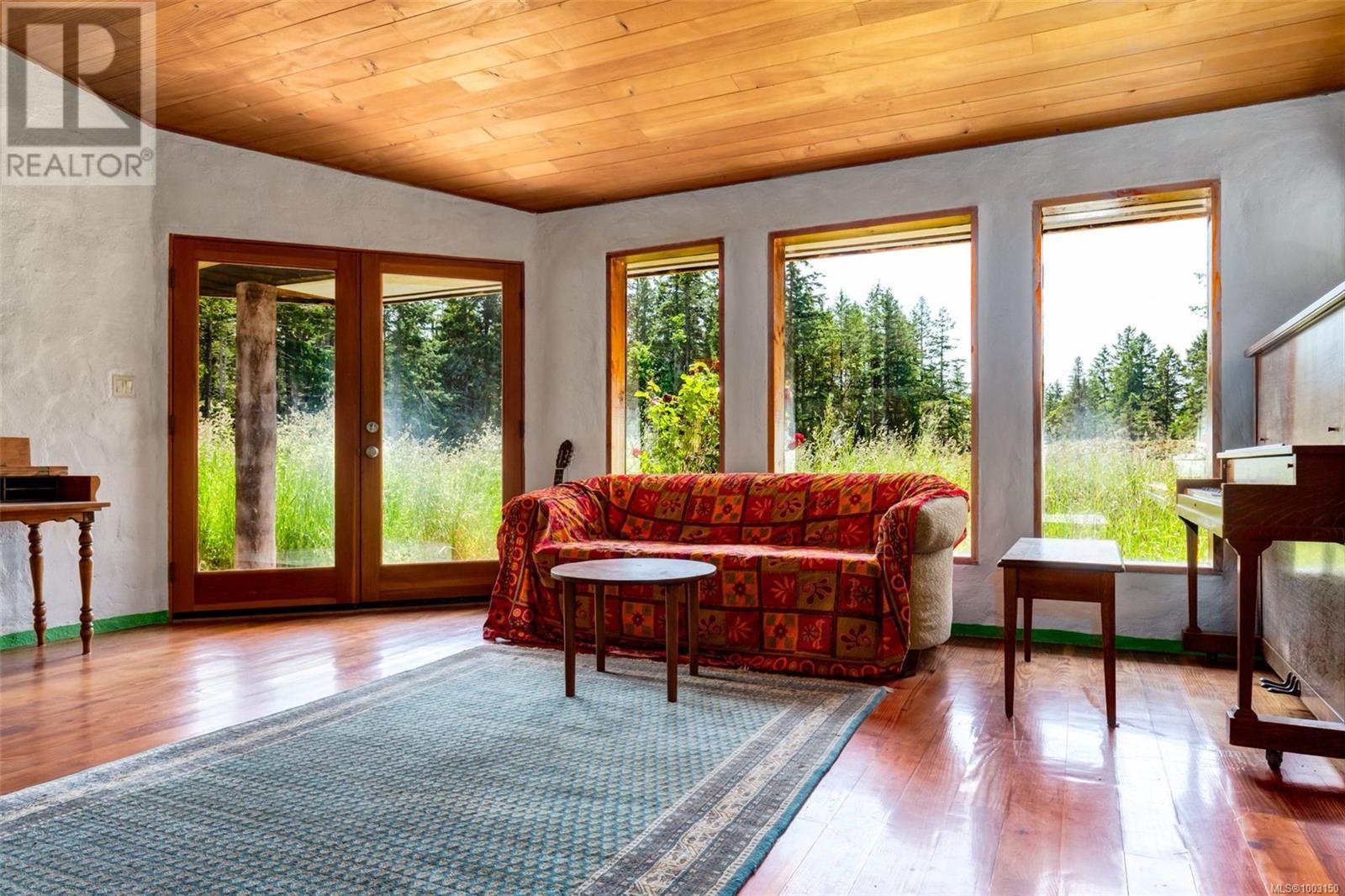 9 Main Rd, Lasqueti Island, British Columbia  V0R 2J0 - Photo 15 - 1003150