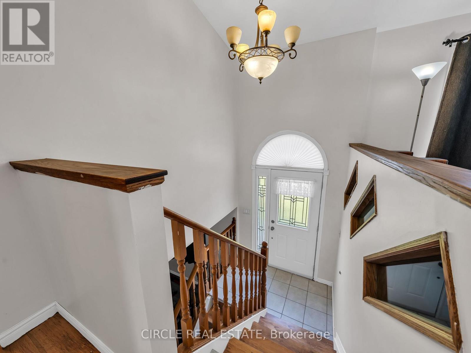 17 Mediterranean Avenue, Amherstburg, Ontario  N9V 3X6 - Photo 8 - X12213195