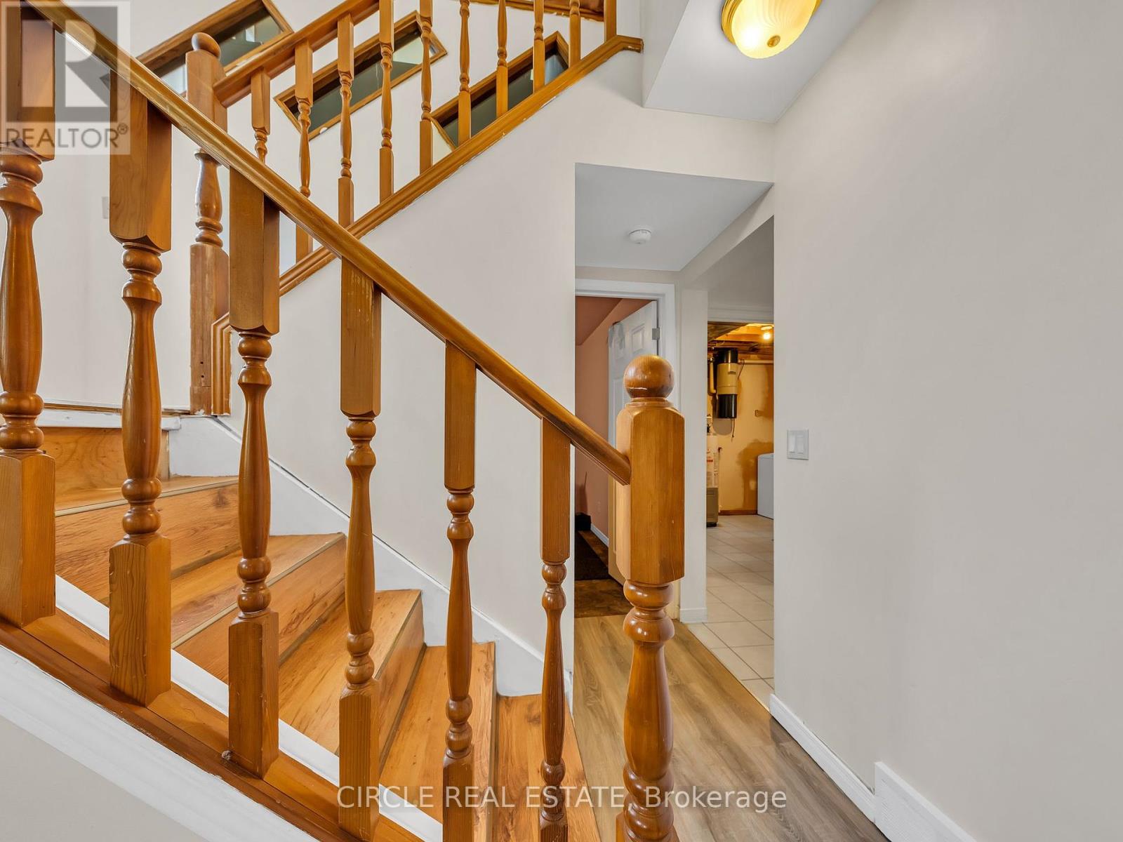 17 Mediterranean Avenue, Amherstburg, Ontario  N9V 3X6 - Photo 28 - X12213195