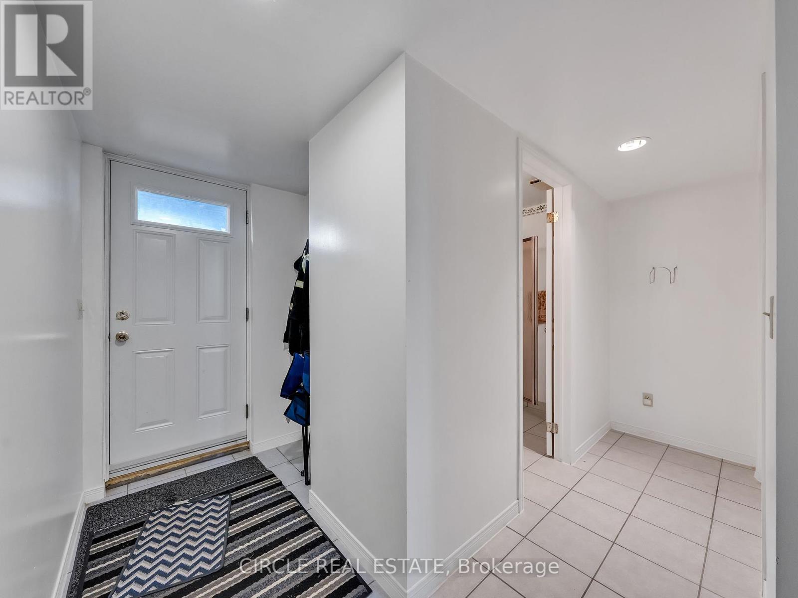 17 Mediterranean Avenue, Amherstburg, Ontario  N9V 3X6 - Photo 33 - X12213195