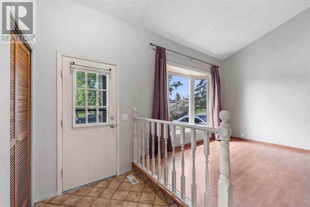 108 Pineland Place Ne, Calgary, Alberta  T1Y 3K2 - Photo 3 - A2228222