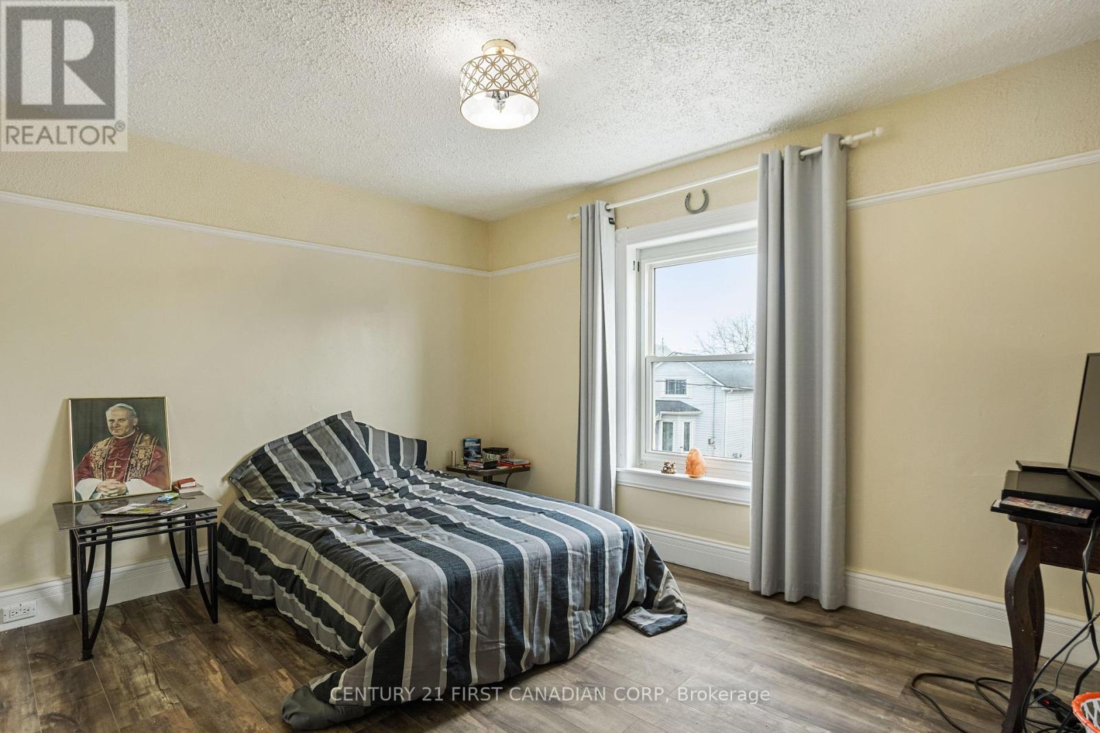 79 Scott Street, St. Thomas, Ontario  N5P 1L1 - Photo 17 - X12214135