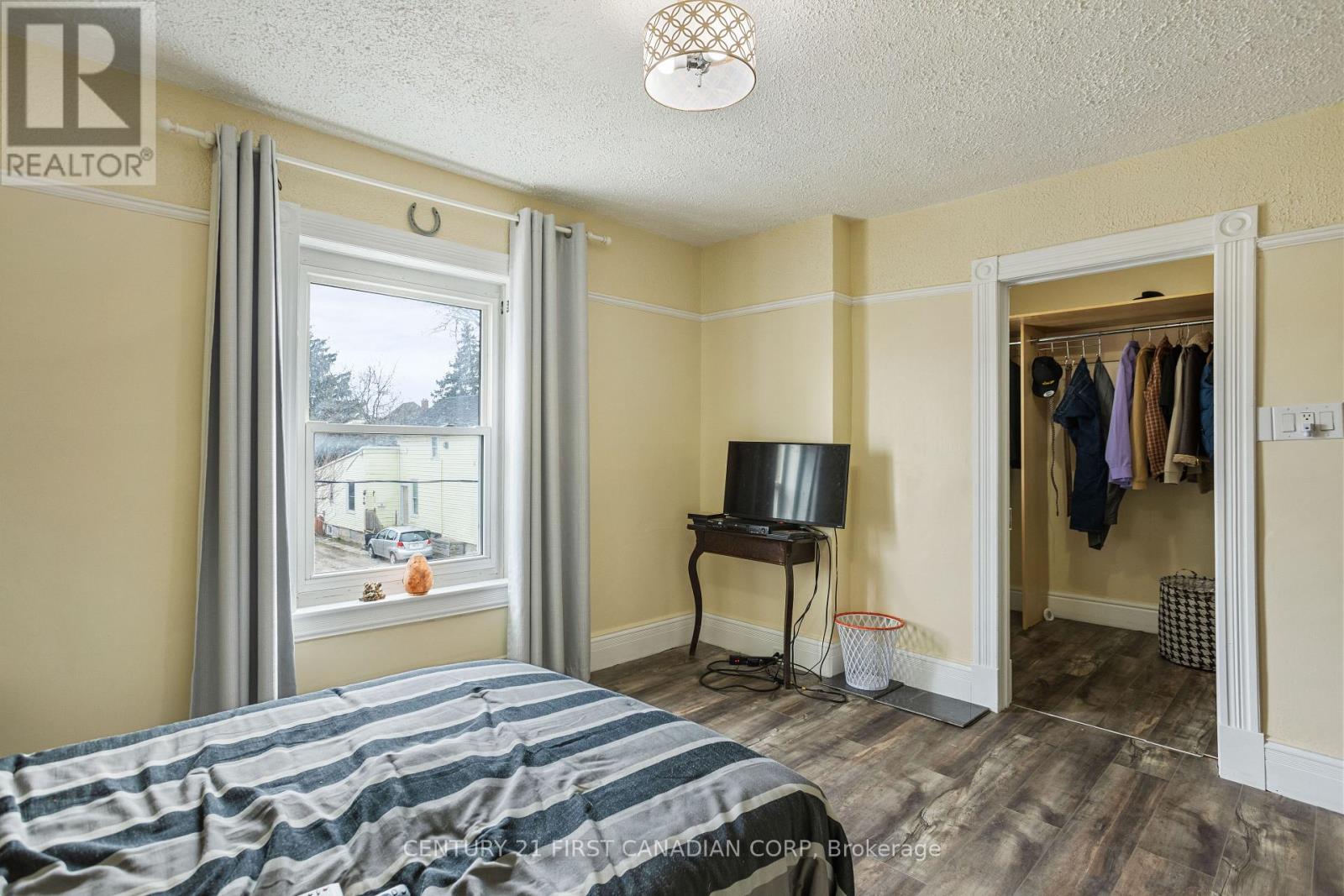 79 Scott Street, St. Thomas, Ontario  N5P 1L1 - Photo 18 - X12214135