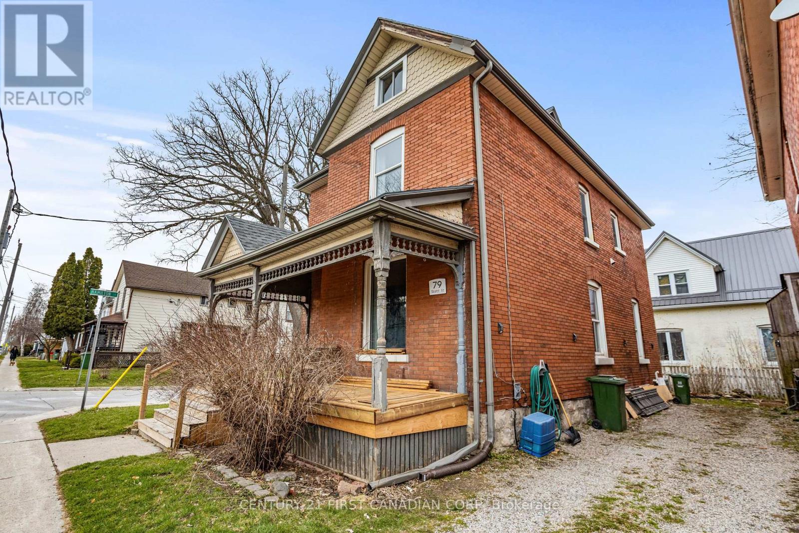 79 Scott Street, St. Thomas, Ontario  N5P 1L1 - Photo 29 - X12214135