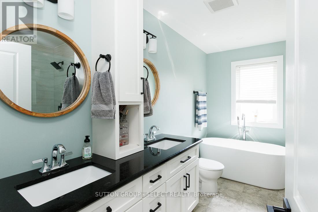 51200 Centre Street, Malahide, Ontario  N0L 2J0 - Photo 14 - X12214156