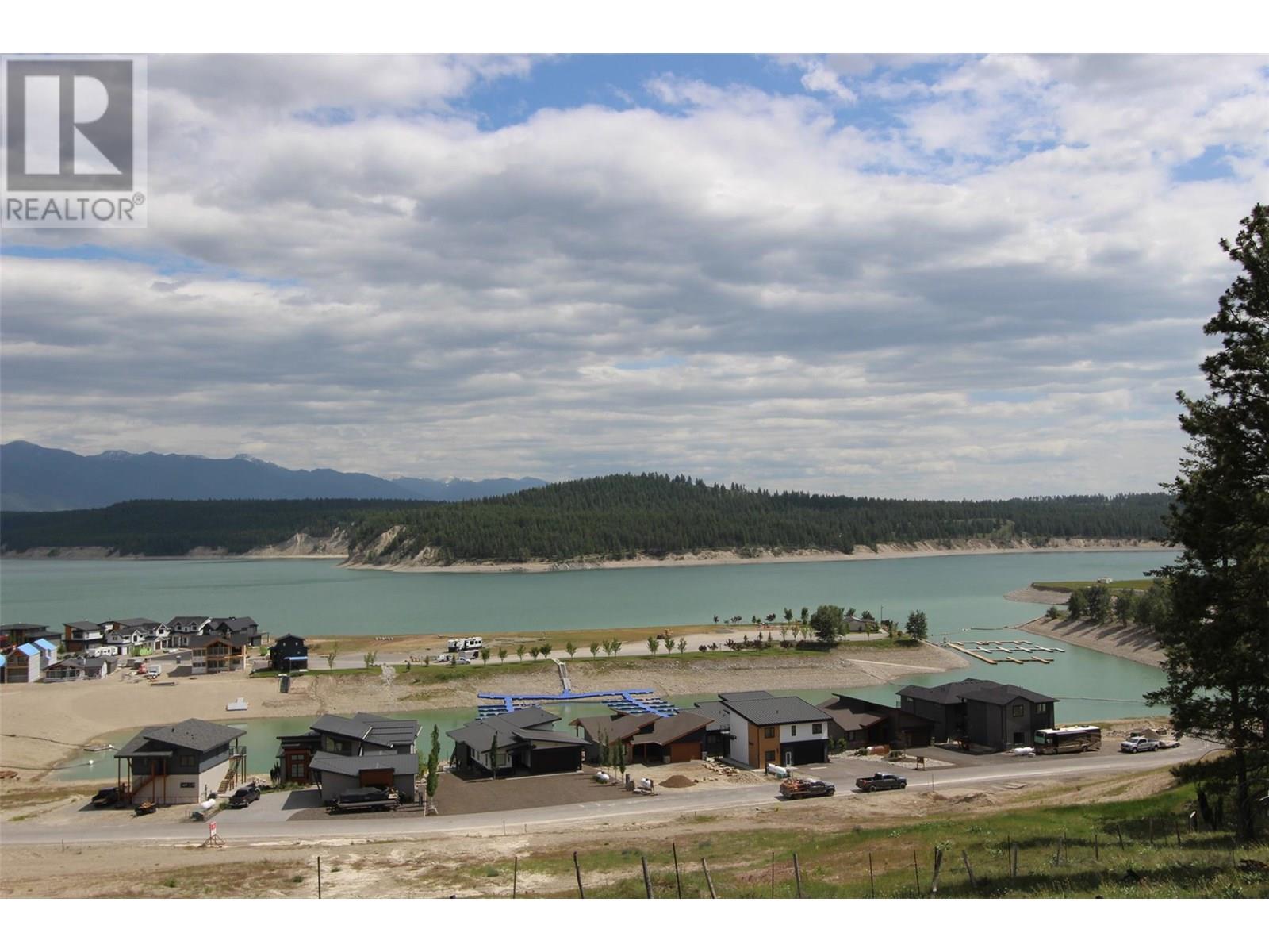 1695 Koocanusa Lake Drive, Newgate, British Columbia  V0B 1T5 - Photo 14 - 10351321