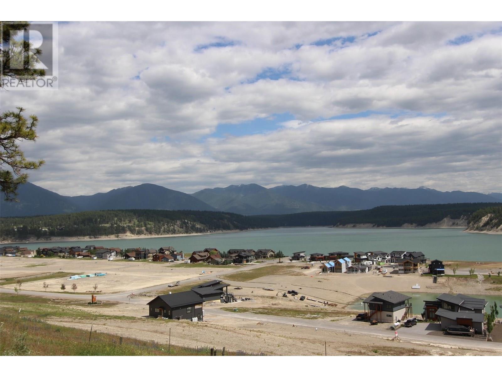 1695 Koocanusa Lake Drive, Newgate, British Columbia  V0B 1T5 - Photo 12 - 10351321