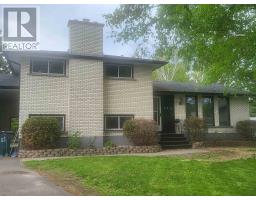 390 Lambton Pl., Thunder Bay, Ontario