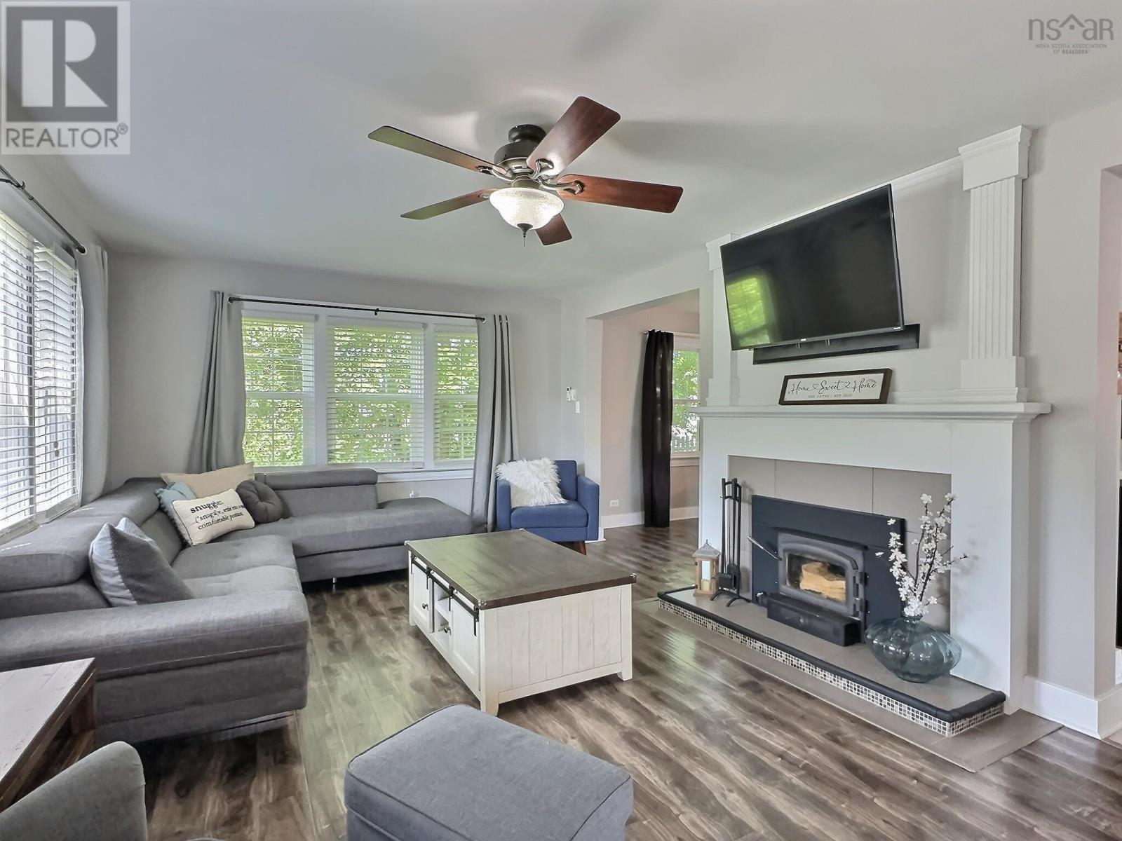 1395 East Prince Street, Salmon River, Nova Scotia  B2N 7G3 - Photo 5 - 202514313