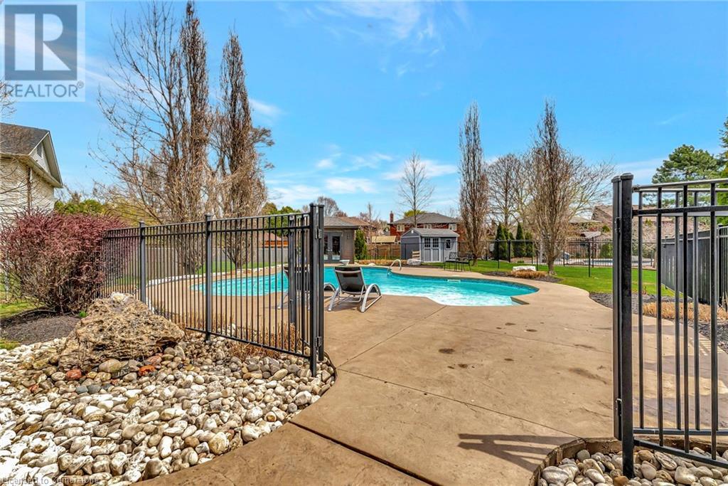 349 Valridge Drive, Hamilton, Ontario  L9G 0B1 - Photo 31 - 40740308