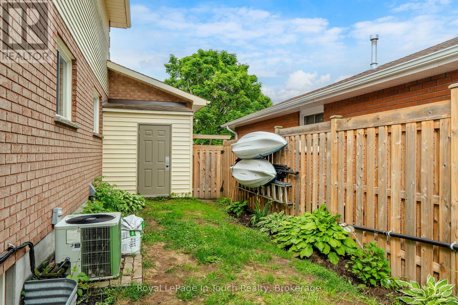 215 Margaret Street, Midland, Ontario  L4R 4X8 - Photo 32 - S12214054