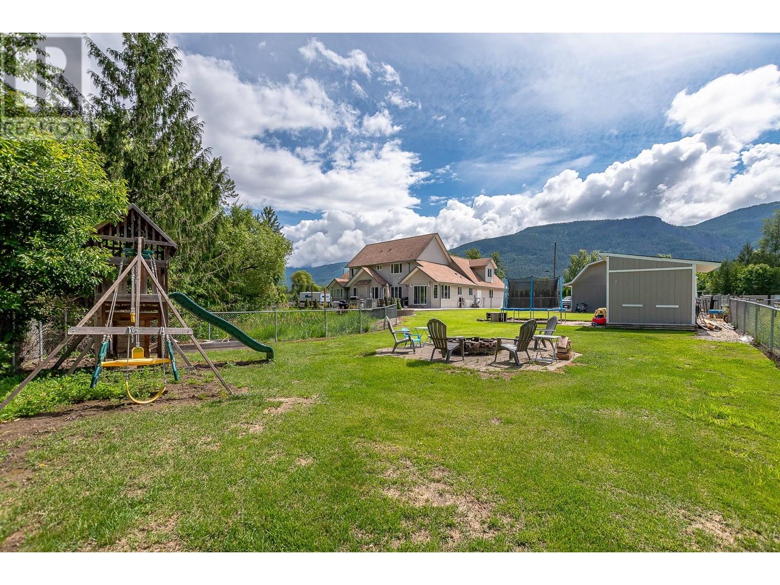160 Carlin Street, Grindrod, British Columbia  V0E 1Y0 - Photo 52 - 10350962