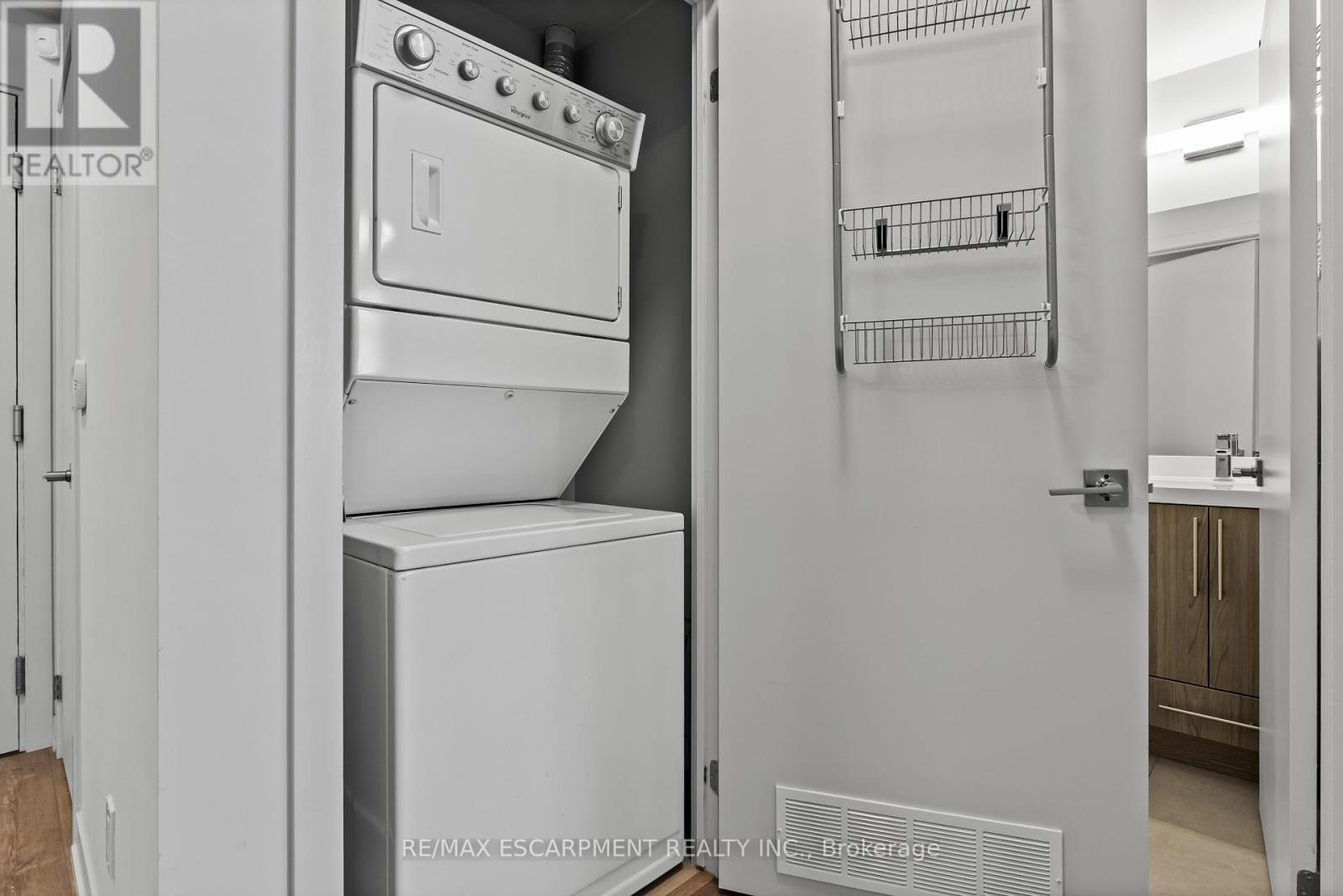 1902 - 2081 Fairview Street, Burlington (Freeman), Ontario  L7R 0E5 - Photo 14 - W12213985
