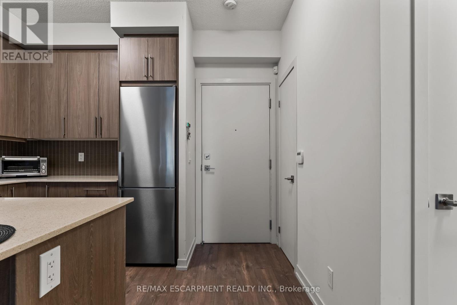 1902 - 2081 Fairview Street, Burlington (Freeman), Ontario  L7R 0E5 - Photo 15 - W12213985