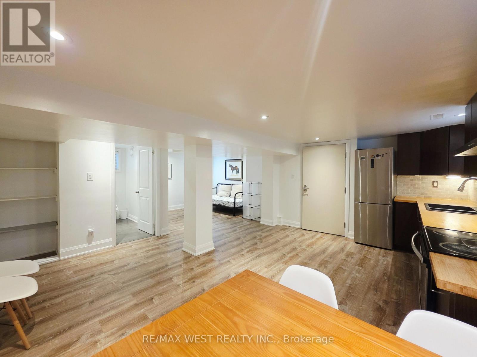357 Rustic Road, Toronto (Maple Leaf), Ontario  M6L 1W6 - Photo 24 - W12213986