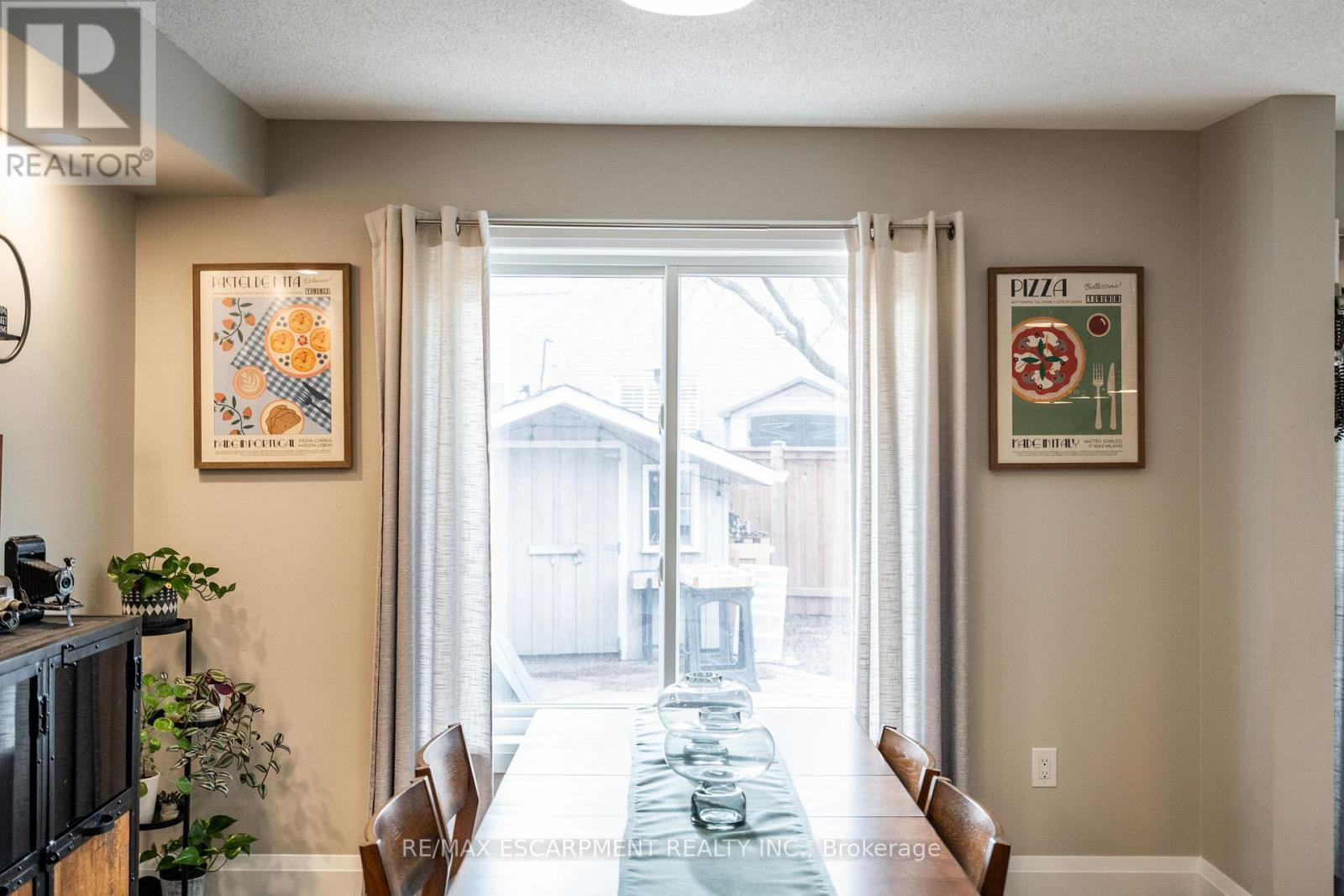 1116 Cedarwood Place, Burlington (Lasalle), Ontario  L7T 4K6 - Photo 17 - W12214005