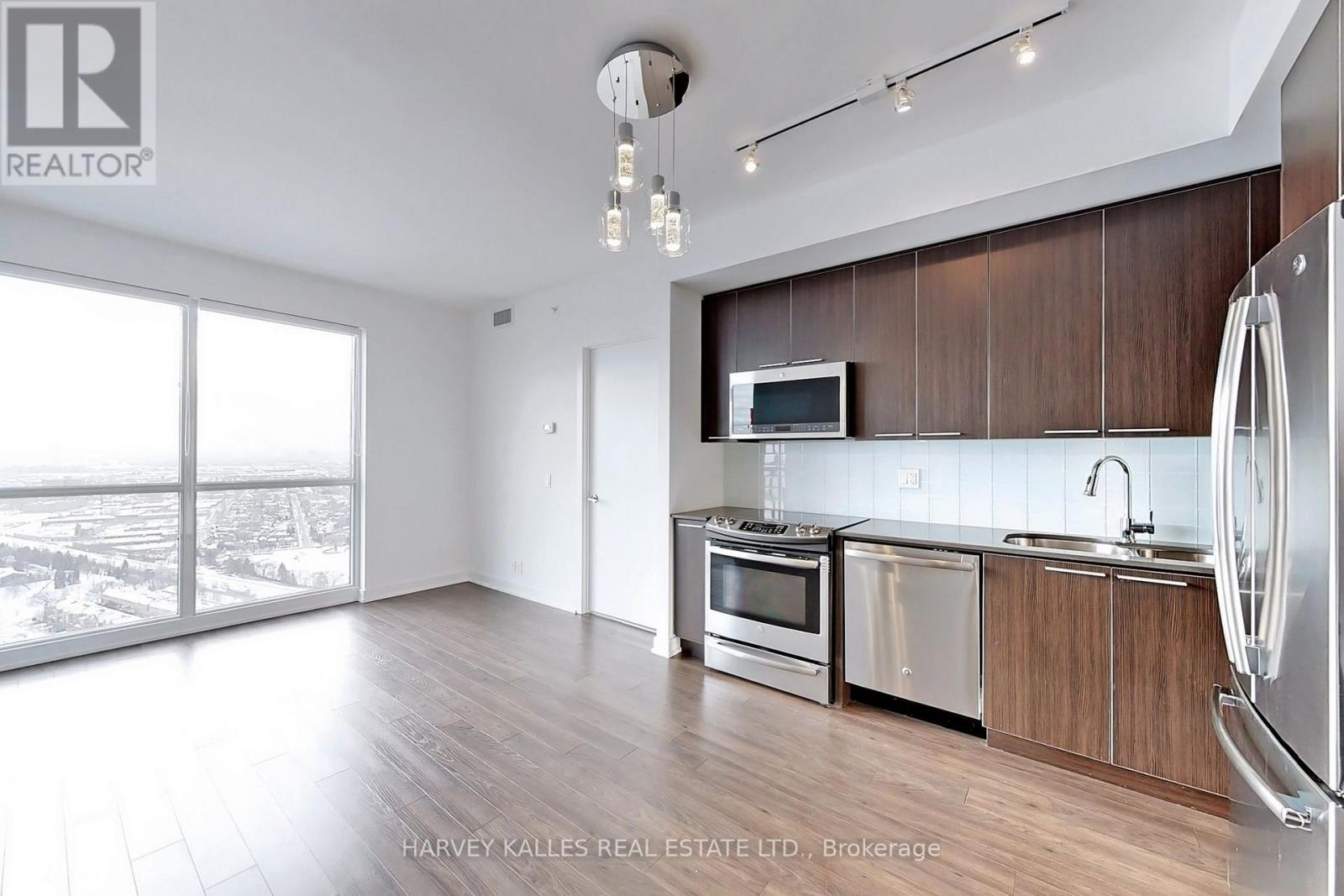 3804 - 10 Park Lawn Road, Toronto, Ontario  M8Y 0H9 - Photo 4 - W12214031