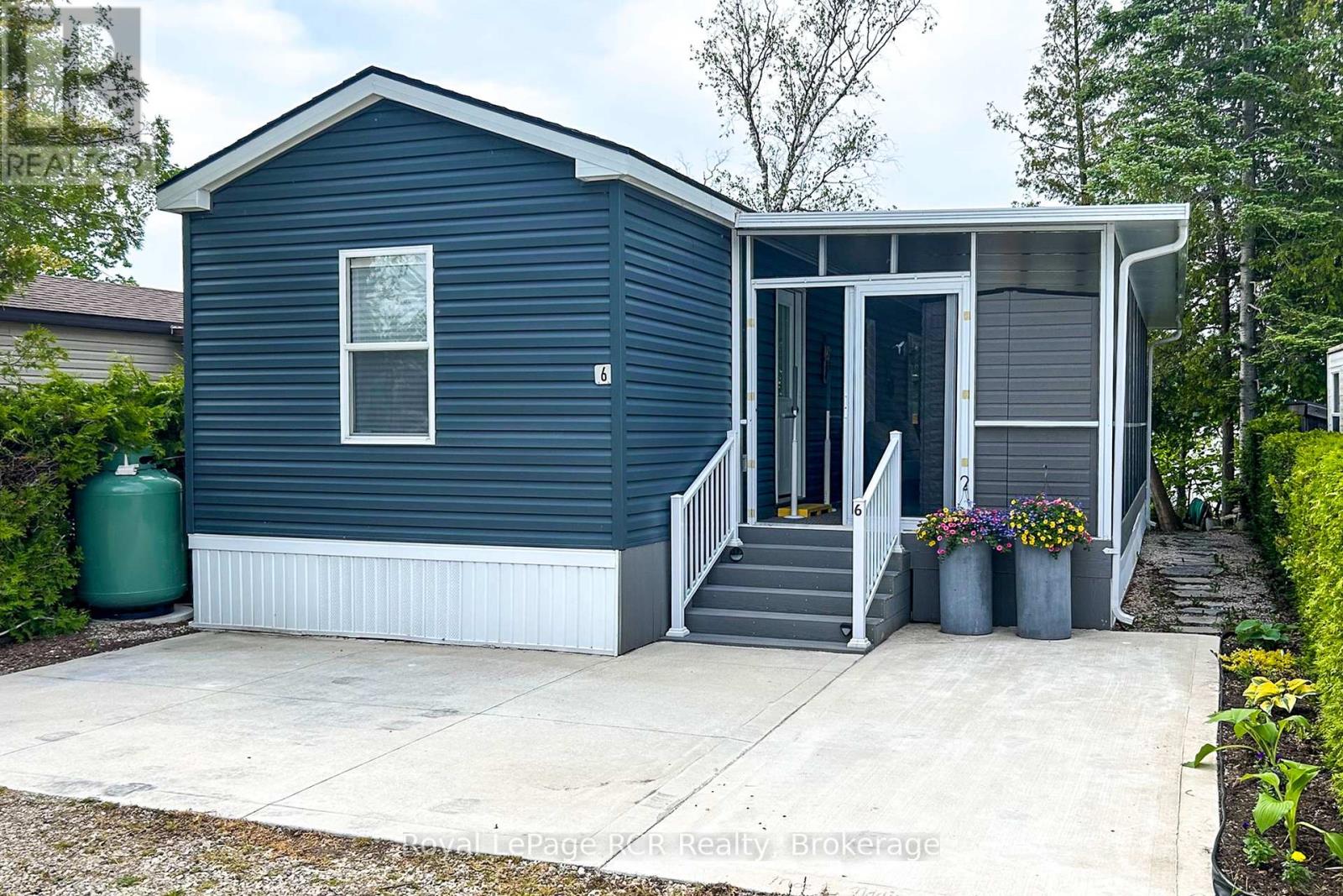 Unit # 6 - 2905 Bruce Rd 13, South Bruce Peninsula, Ontario  N0H 2T0 - Photo 2 - X12214111