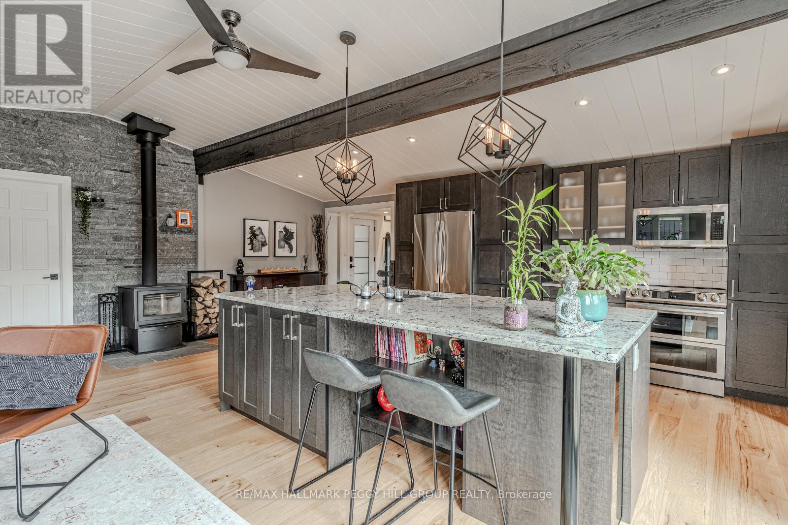 7952 Park Lane Crescent, Ramara, Ontario  L0K 2B0 - Photo 6 - S12141163
