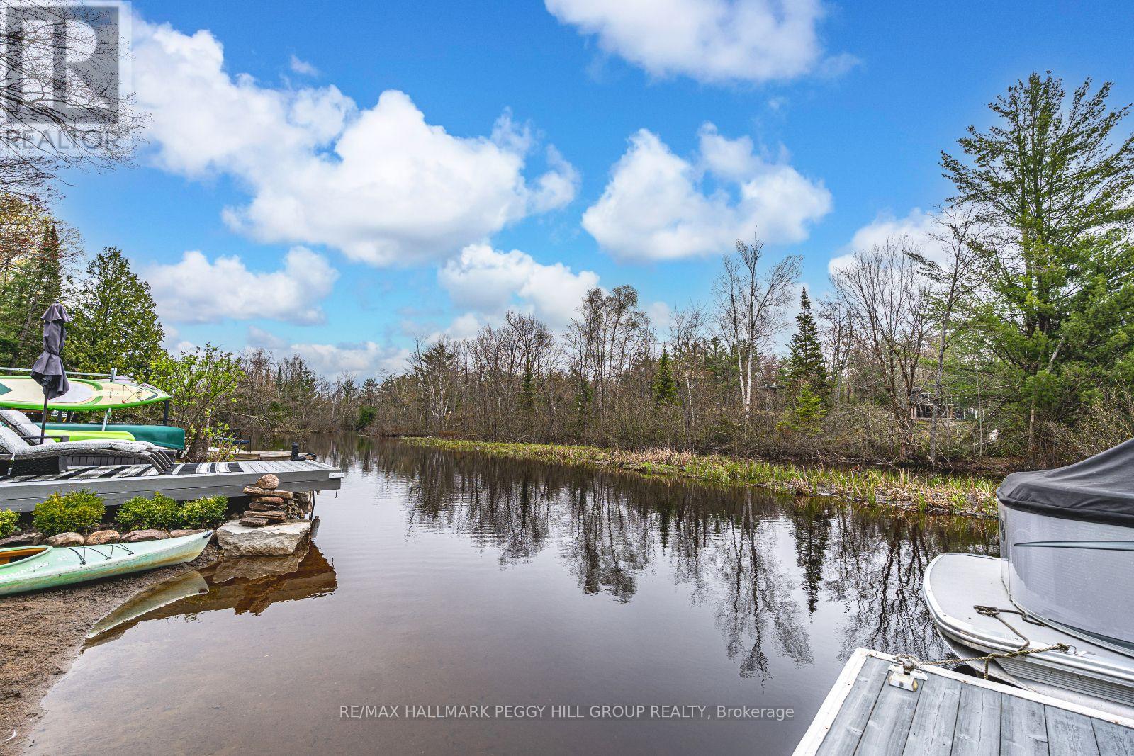 7952 Park Lane Crescent, Ramara, Ontario  L0K 2B0 - Photo 35 - S12141163