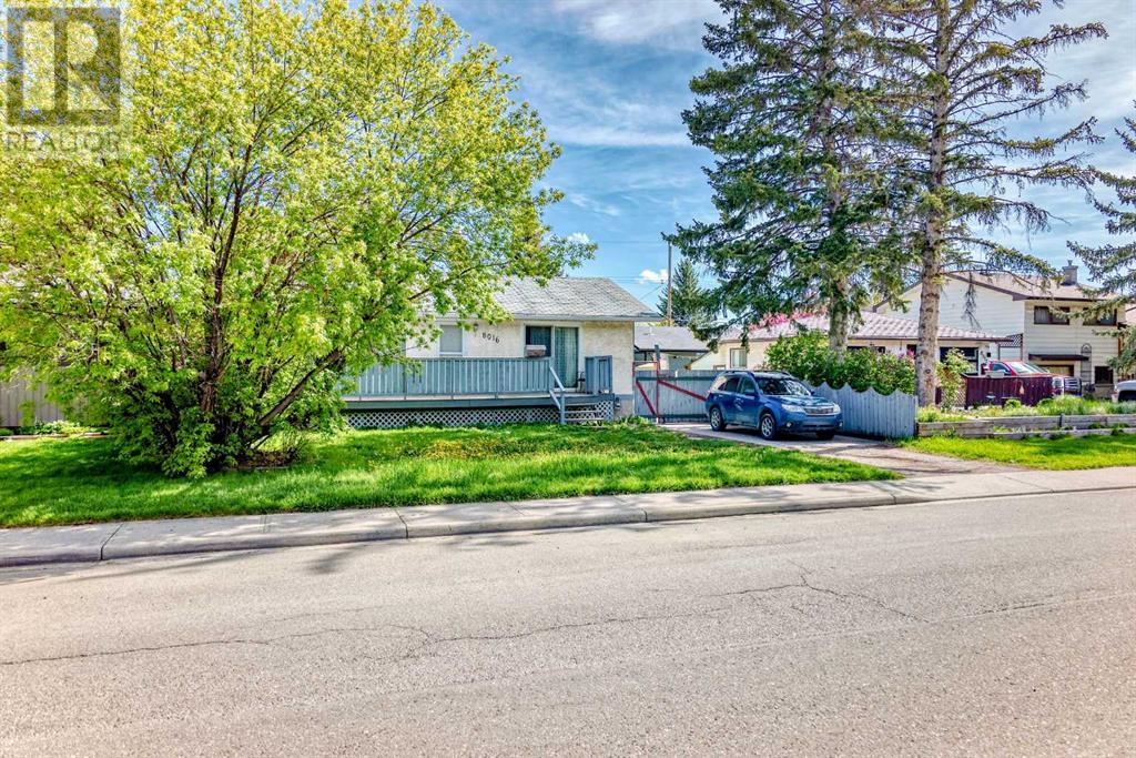 Property at 8016 33 Avenue NW image 2
