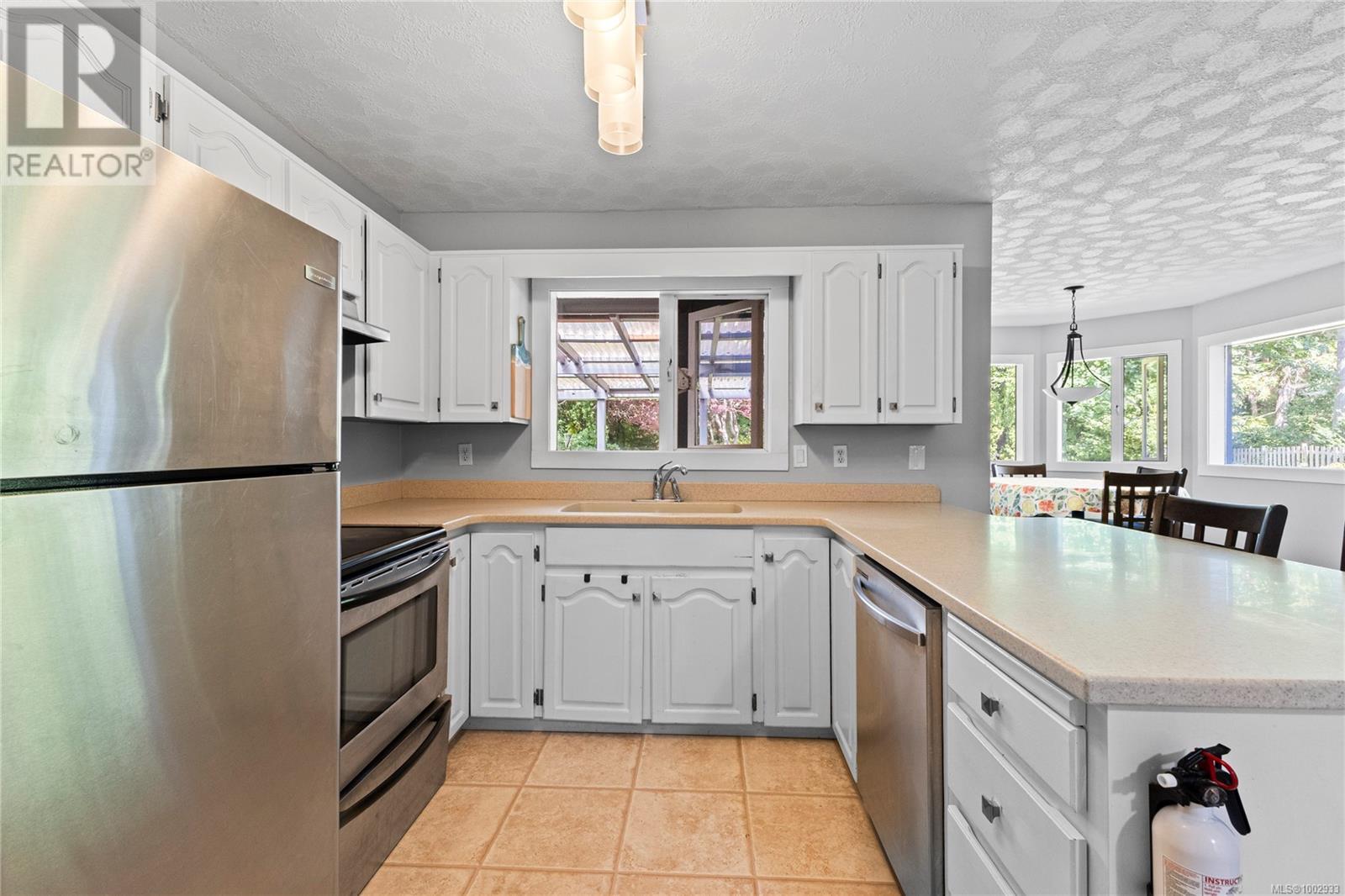 1692 Meadowbrook Dr, Campbell River, British Columbia  V9W 7E7 - Photo 5 - 1002933