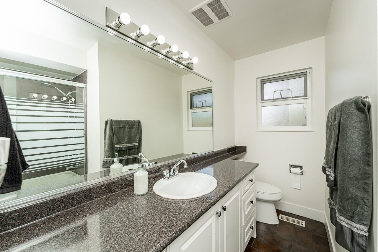 11769 83 Avenue, Delta, British Columbia  V4C 2H3 - Photo 25 - R3014517