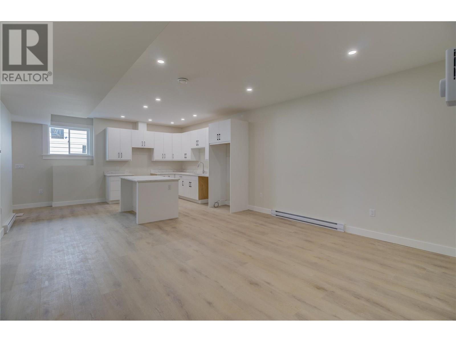 1740 9 Street Se, Salmon Arm, British Columbia  V1E 0G9 - Photo 30 - 10346897