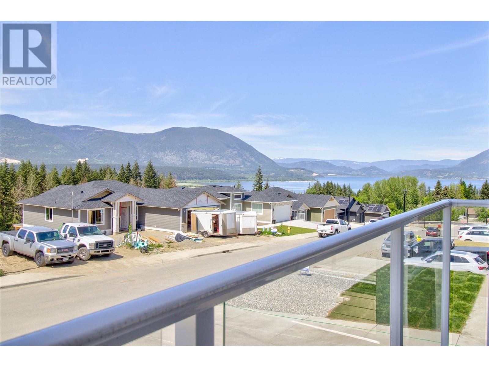 1740 9 Street Se, Salmon Arm, British Columbia  V1E 0G9 - Photo 13 - 10346897