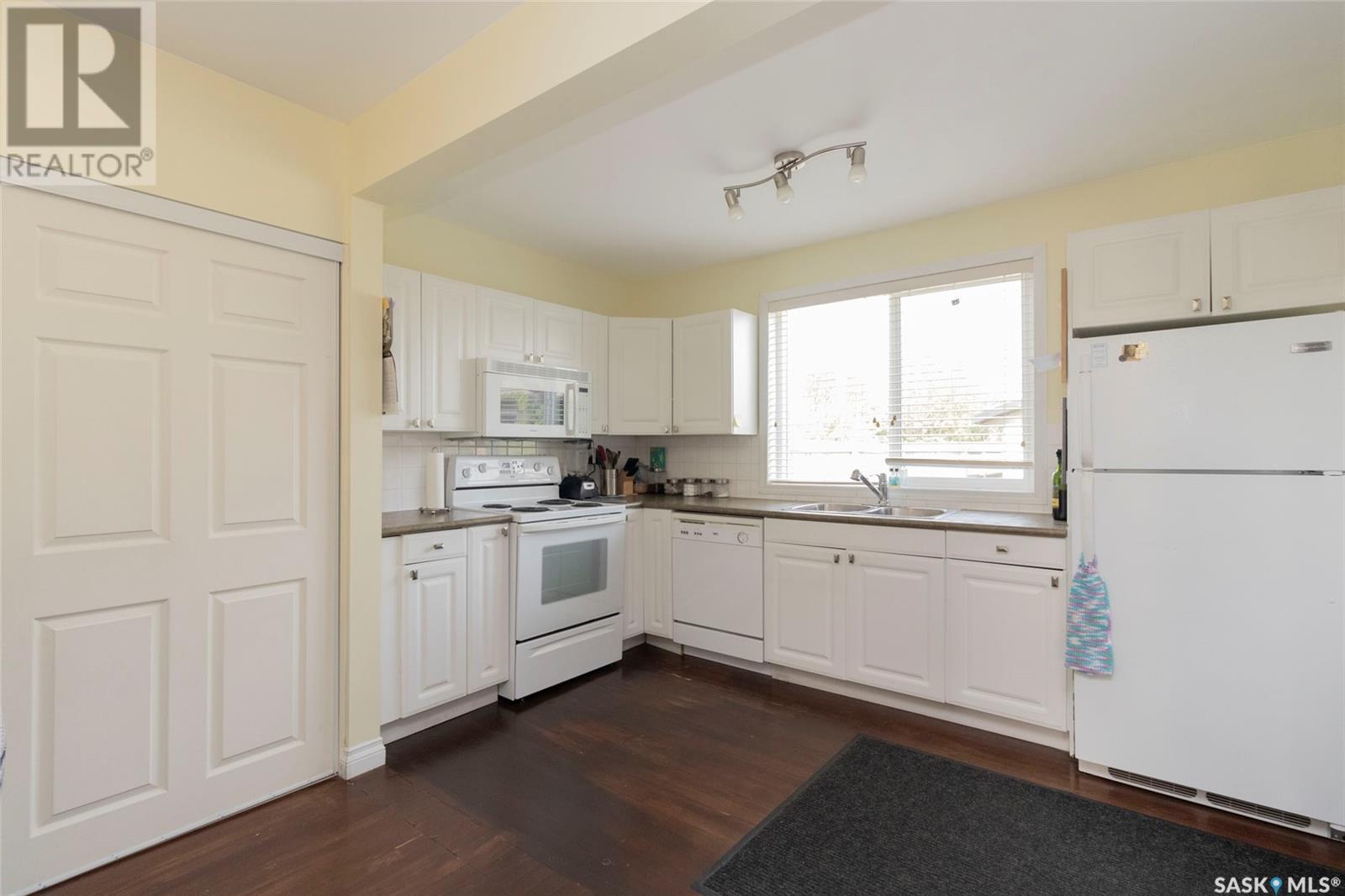 224 X Avenue S, Saskatoon, Saskatchewan  S7M 3H3 - Photo 5 - SK009110