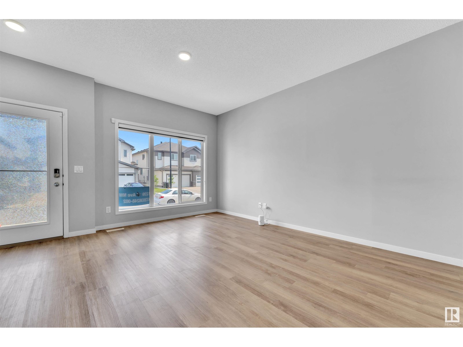 1239 16 Av Nw Nw, Edmonton, Alberta  T5J 3S9 - Photo 3 - E4441783