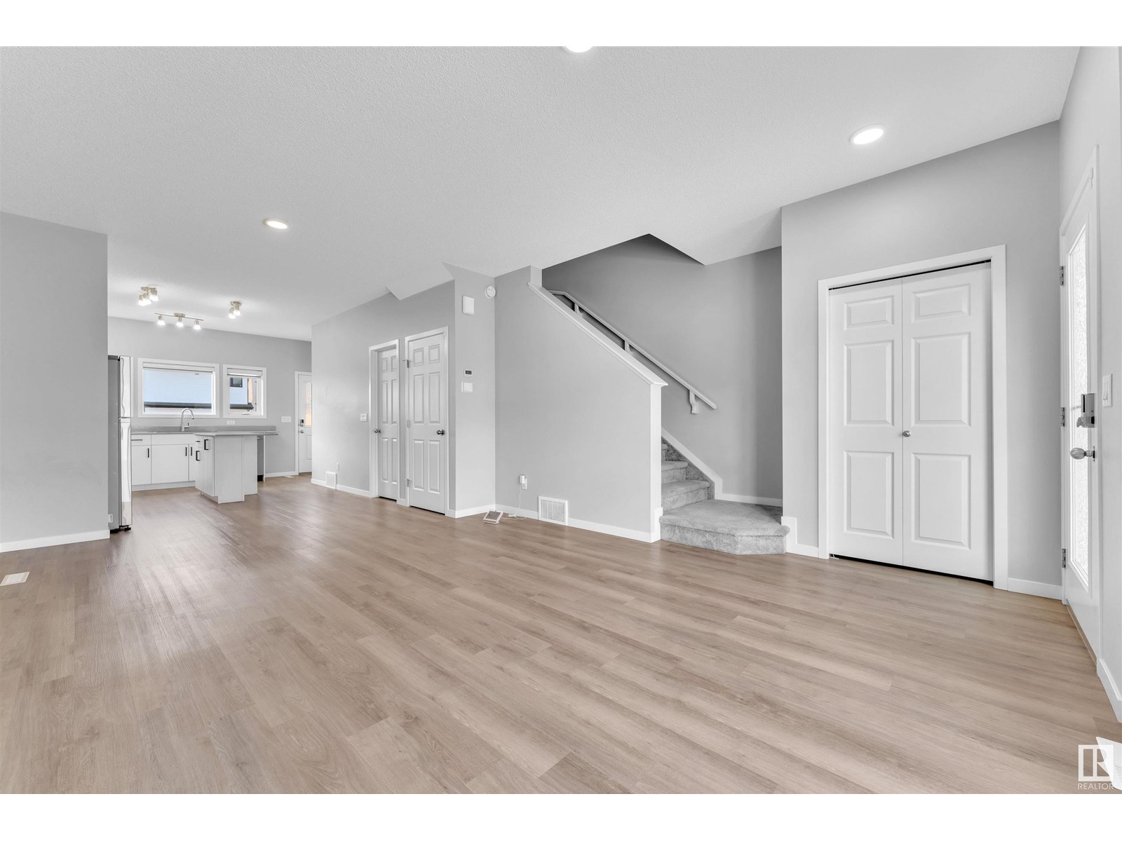 1239 16 Av Nw Nw, Edmonton, Alberta  T5J 3S9 - Photo 5 - E4441783